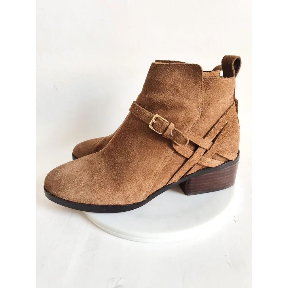 Cole Haan Ankle‎ Boots Size 7.5 Camel Tan Suede Leather Sole Belted Preppy Chic